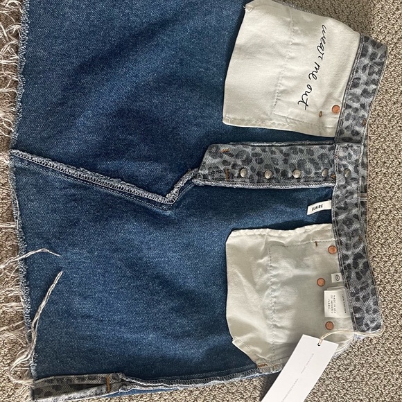 New with tag GRLFRND denim skirt size 27 - Picture 9 of 10